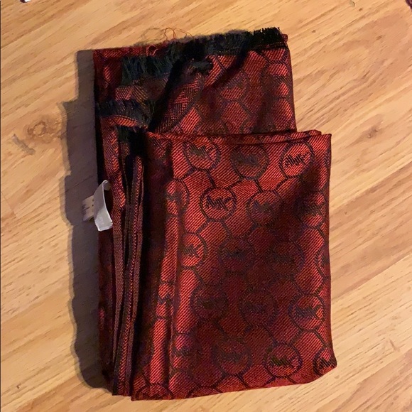 Michael Kors black and red scarf - Picture 1 of 2